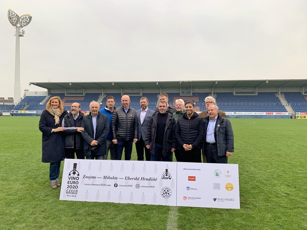 Uherské Hradiště bude hostit fotbalové EURO vinařů