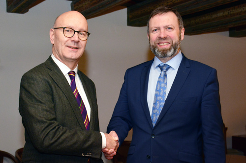 Memorandum, které deklaruje změnu paliva v teplárně, je podepsáno
