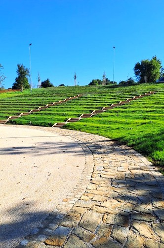 U amfiteátru v Parku Rochus vznikne nová zóna pro děti