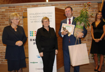 Předávání ocenění O keramickou popelnici