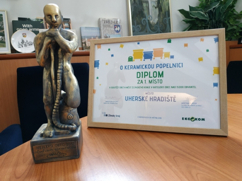 Diplom ze soutěže O keramickou popelnici