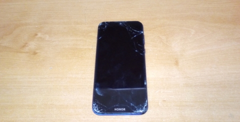 Mobilní telefon zn. Honor / Ztráty a nálezy