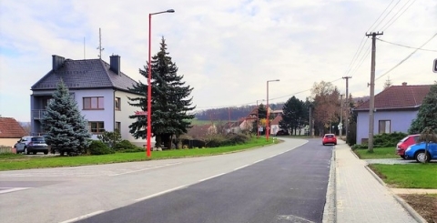 Oprava kanalizace v ulici Hlavní v Míkovicích je u konce