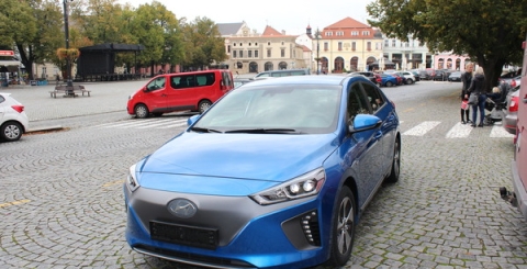 Město pořídilo elektromobil