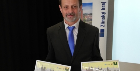 Místostarosta Bouda s cenou Zlatý erb