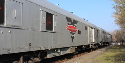 Revolution train