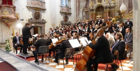 Slavnostní koncert k oslavě partnerství mezi UH a Mayenem