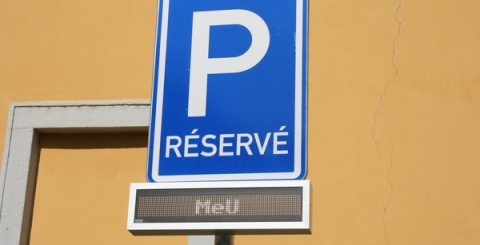 Dopravní značka "parkoviště"