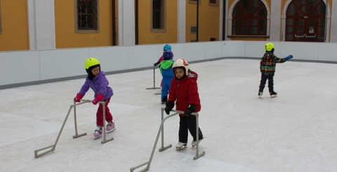 Veřejné kluziště v Jezuitské koleji