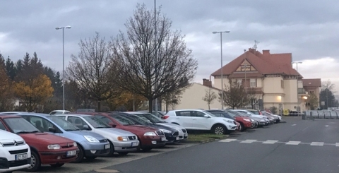 Parkoviště u vlakového nádraží