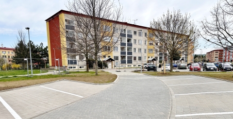 Parkoviště Sadová