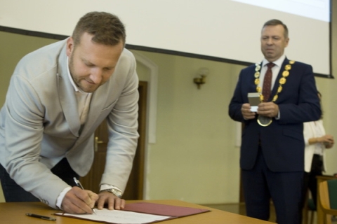 Ustavujícího zasedání zastupitelstva města 17. října 2022 - složení slibu p. Vašica, DiS