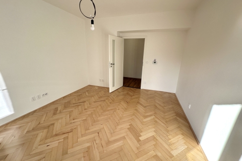 Leoše Janáčka 60