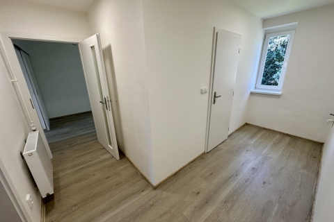 Moravní náměstí 793