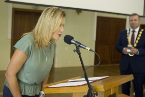 Ustavujícího zasedání zastupitelstva města 17. října 2022 - složení slibu p. Hanáčková