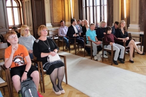 Účastníci dubnové výzvy 10 000 kroků se sešli na radnici