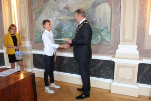 Úspěšní žáci základních škol byli oceněni starostou města